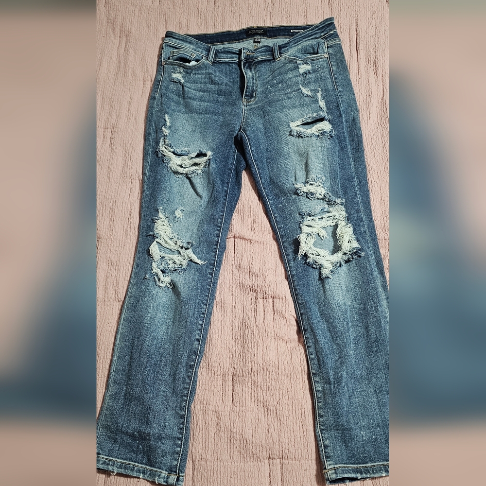 Judy Blue Bleach Splatter Distressed Medium Blue Boyfriend Fit Jeans